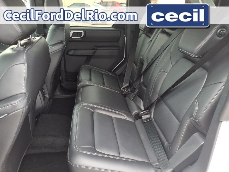 2025 Ford Bronco Outer Banks Del Rio TX