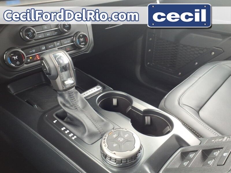 2025 Ford Bronco Outer Banks Del Rio TX