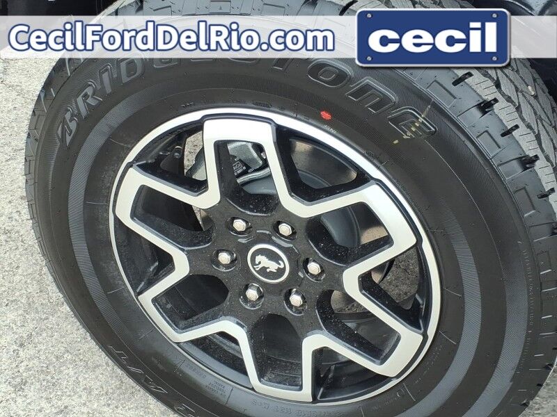 2025 Ford Bronco Outer Banks Del Rio TX