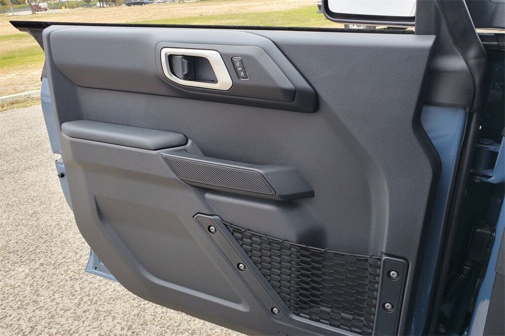 2025 Ford Bronco Outer Banks Hondo TX