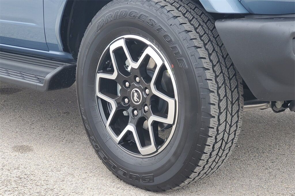 2025 Ford Bronco Outer Banks Hondo TX