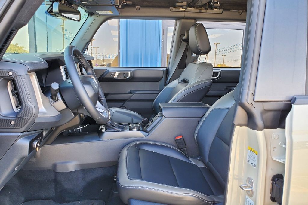 2025 Ford Bronco Outer Banks Hondo TX