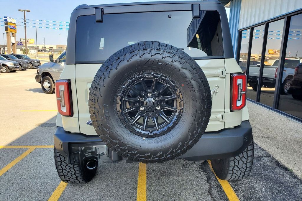 2025 Ford Bronco Outer Banks Hondo TX