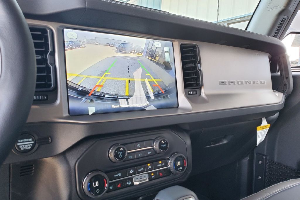 2025 Ford Bronco Outer Banks Hondo TX