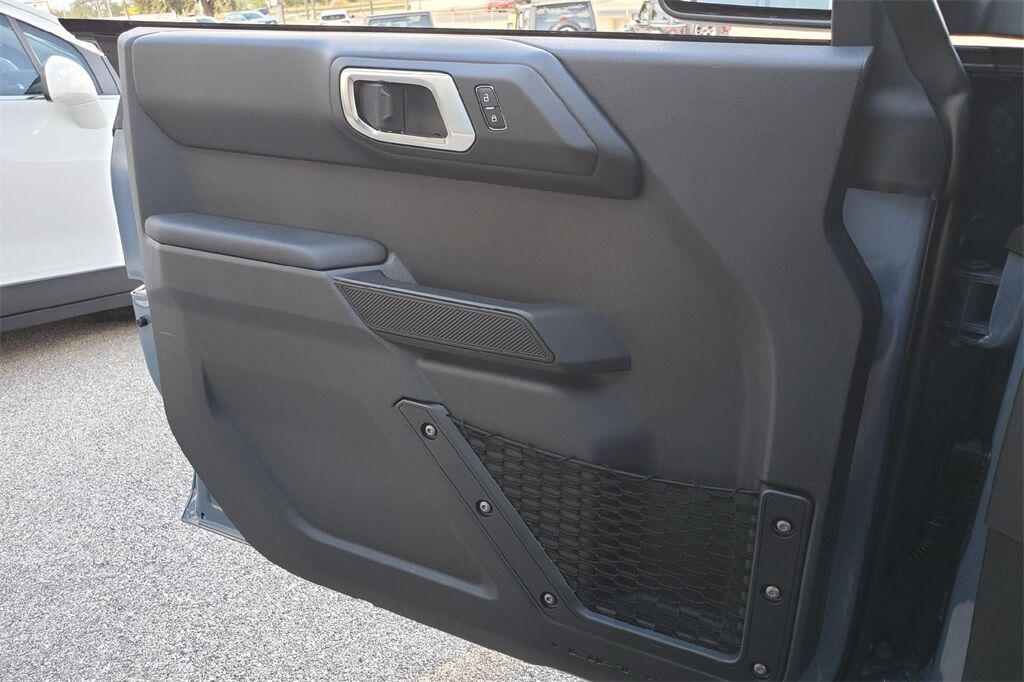 2025 Ford Bronco Outer Banks Hondo TX