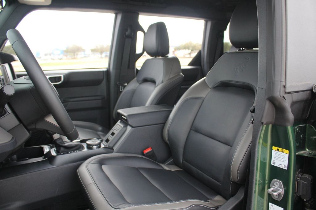 2025 Ford Bronco Outer Banks Hondo TX