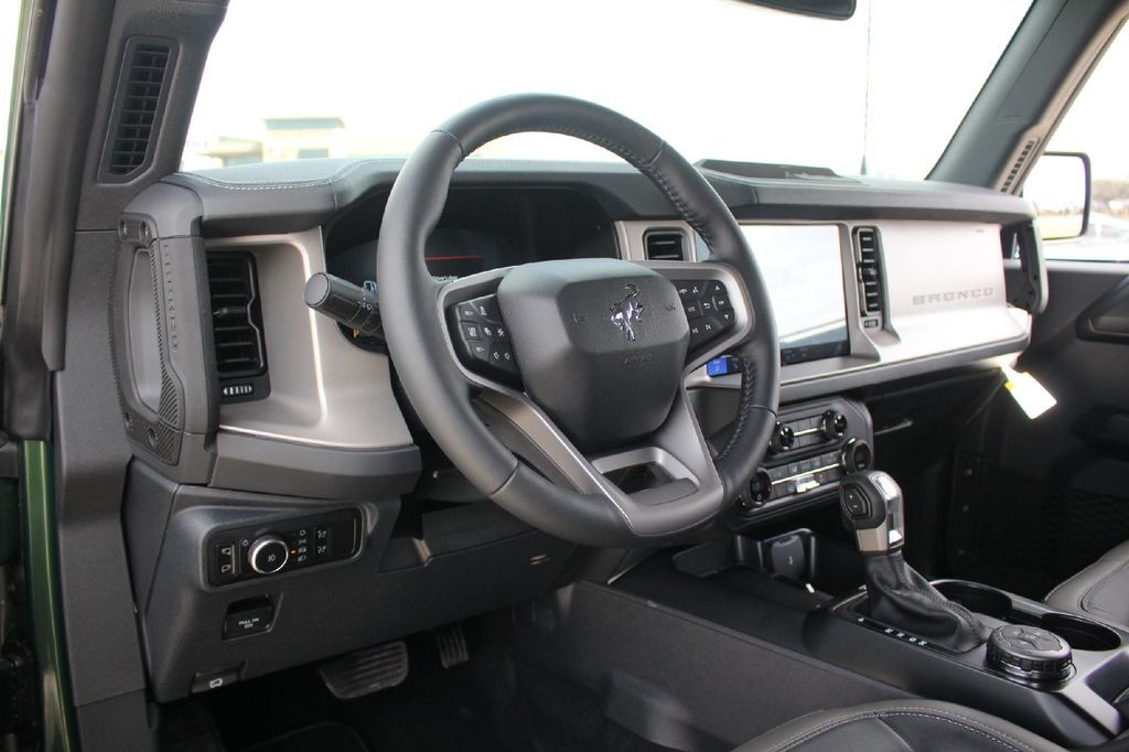 2025 Ford Bronco Outer Banks Hondo TX