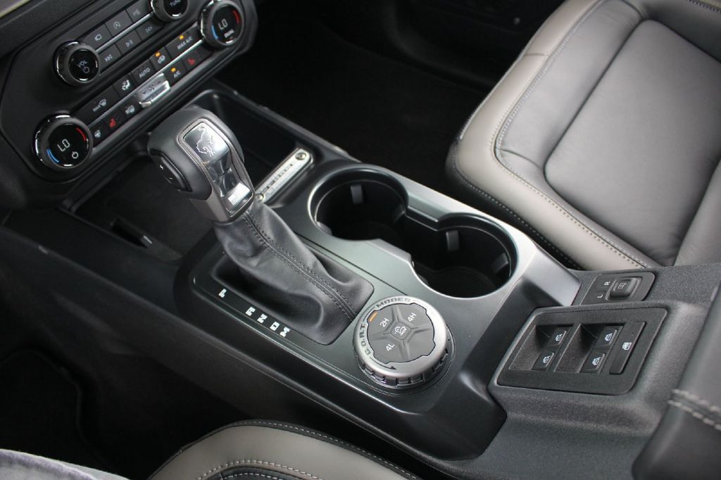 2025 Ford Bronco Outer Banks Hondo TX