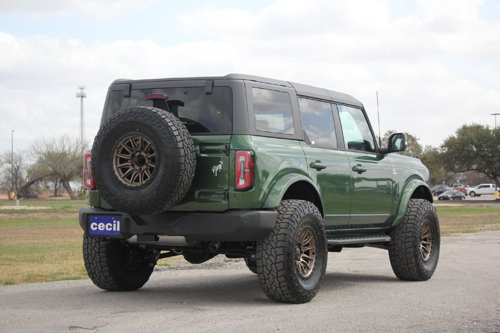 2025 Ford Bronco Outer Banks Hondo TX