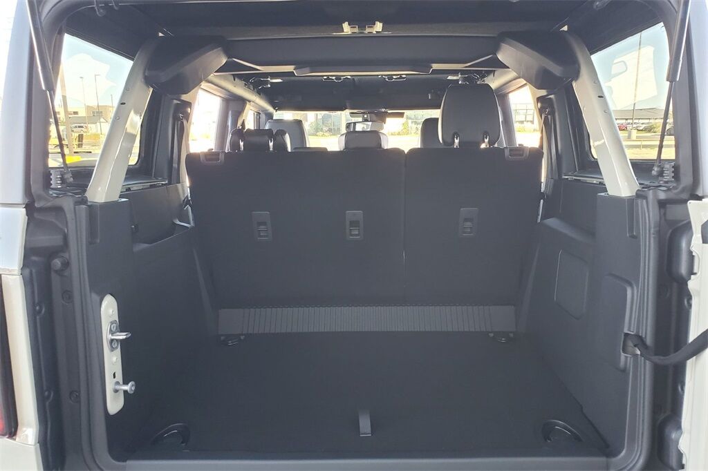 2025 Ford Bronco Outer Banks Hondo TX