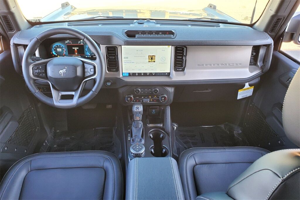 2025 Ford Bronco Outer Banks Hondo TX