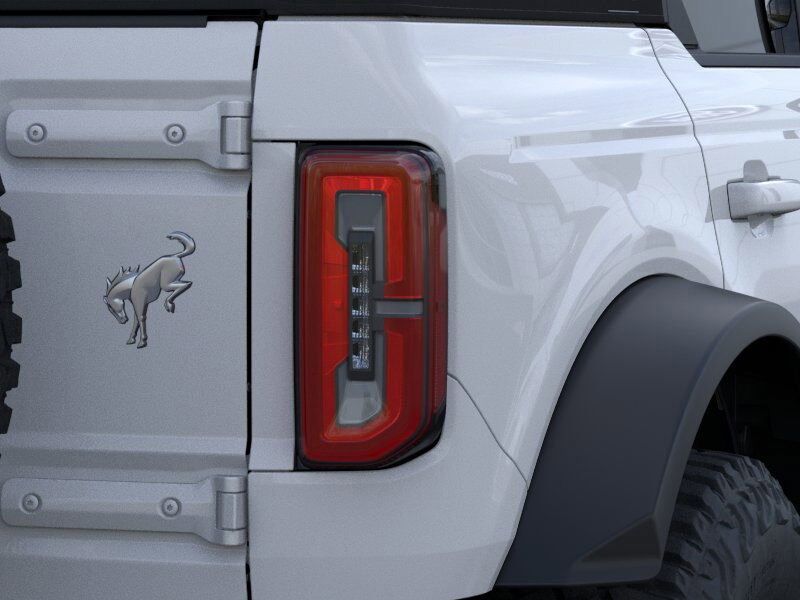 2025 Ford Bronco Outer Banks Green Bay WI