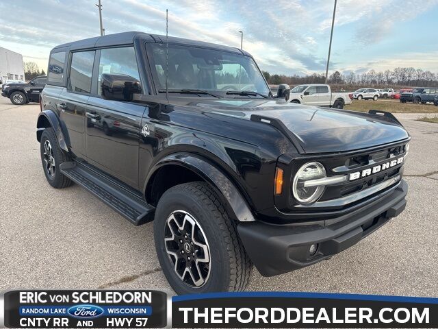 2025 Ford Bronco Outer Banks Milwaukee WI
