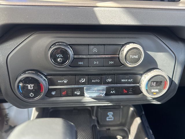 2025 Ford Bronco Outer Banks Random Lake WI