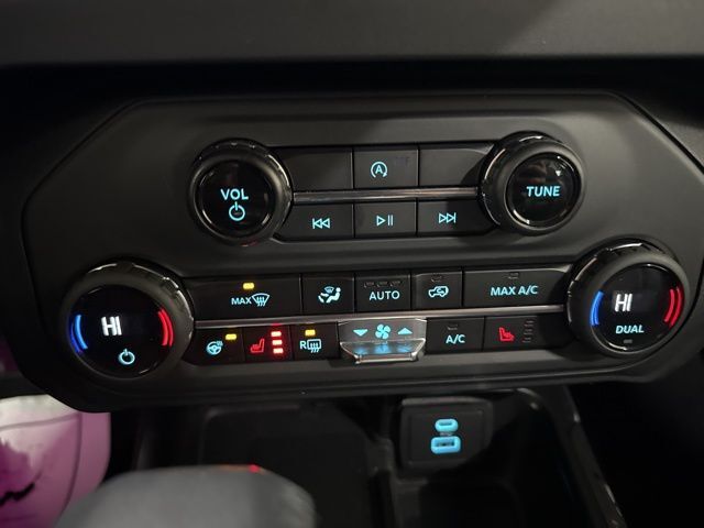 2025 Ford Bronco Outer Banks Random Lake WI