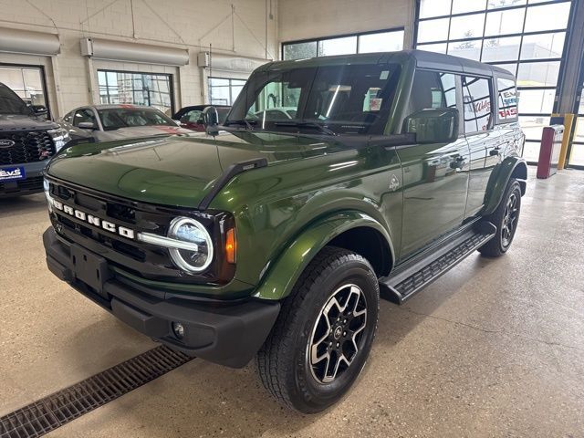2025 Ford Bronco Outer Banks Random Lake WI
