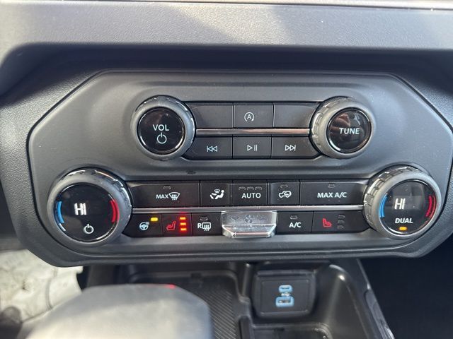 2025 Ford Bronco Outer Banks Random Lake WI