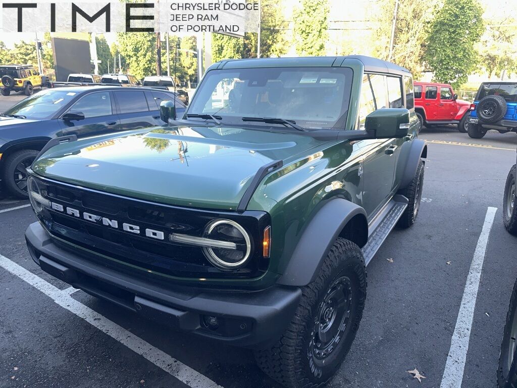 2025 Ford Bronco Outer Banks