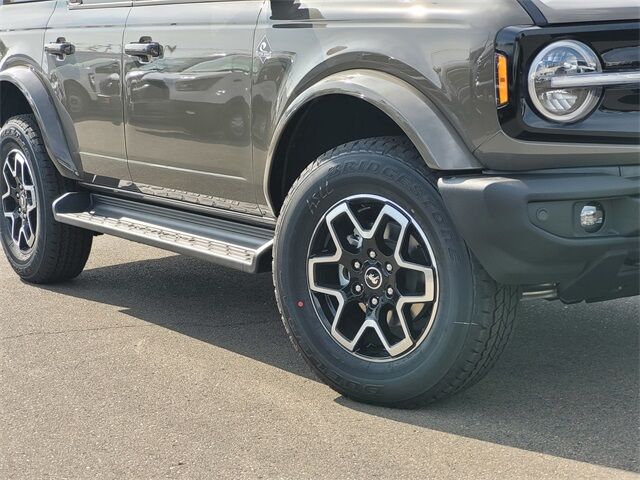 2025 Ford Bronco Outer Banks Roseville CA