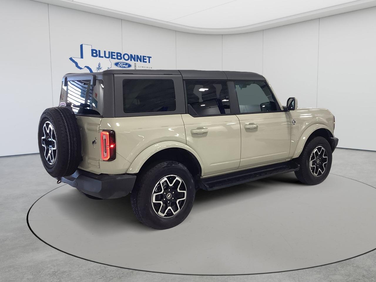 2025 Ford Bronco Outer Banks New Braunfels TX