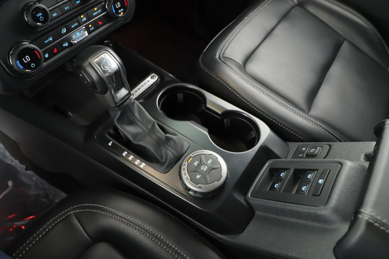 2025 Ford Bronco Outer Banks New Braunfels TX