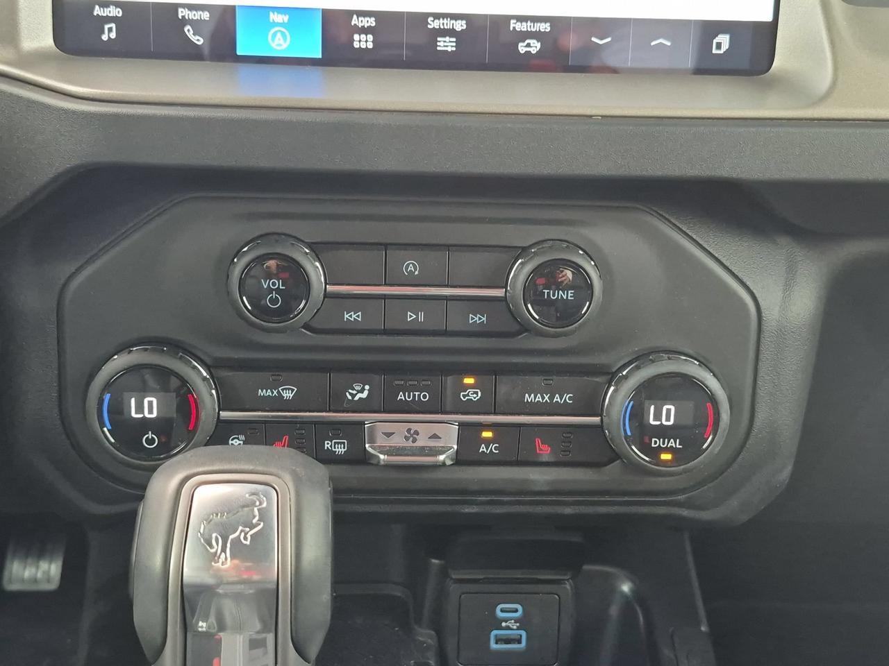 2025 Ford Bronco Outer Banks Castroville TX