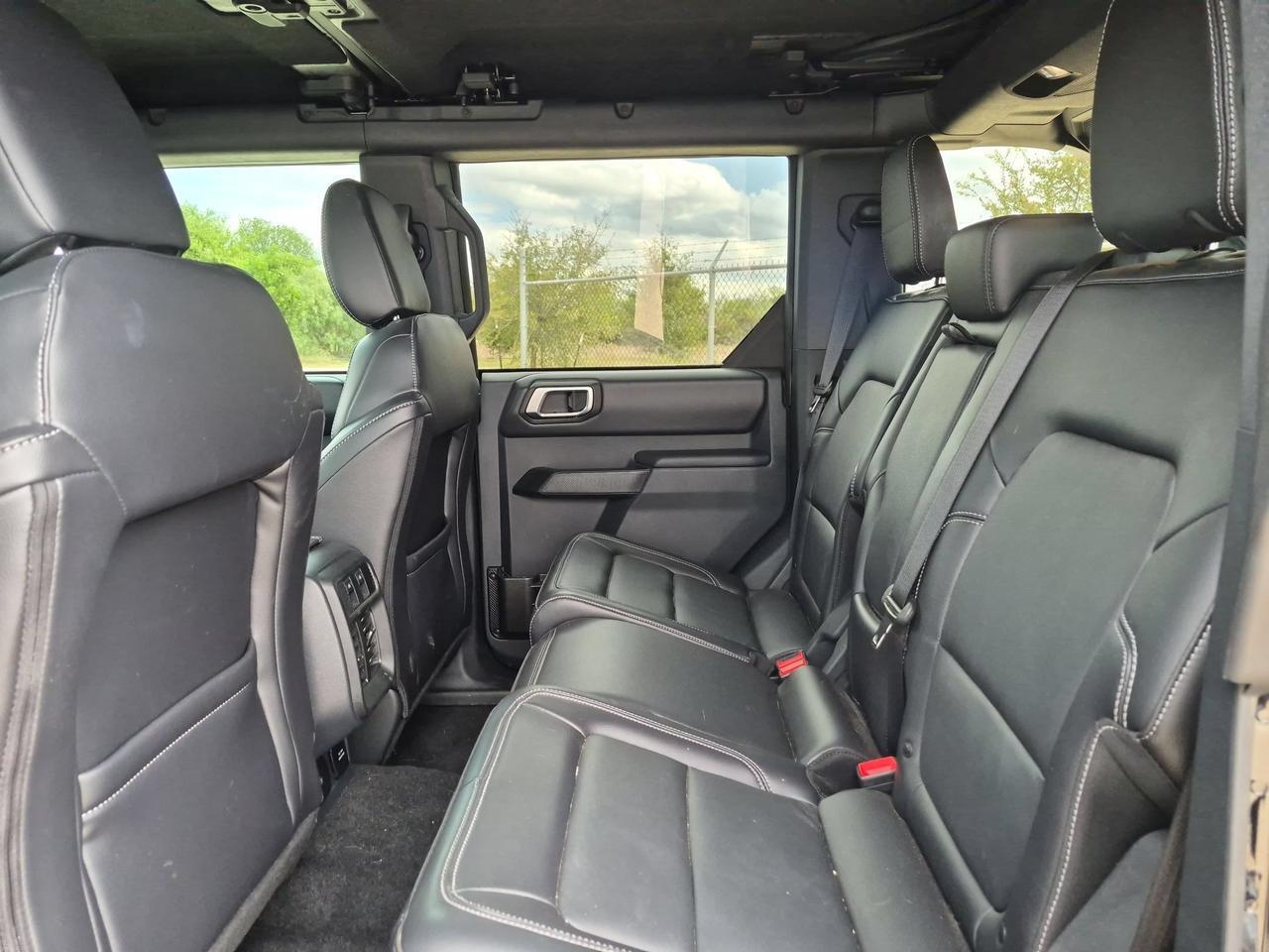 2025 Ford Bronco Outer Banks Castroville TX