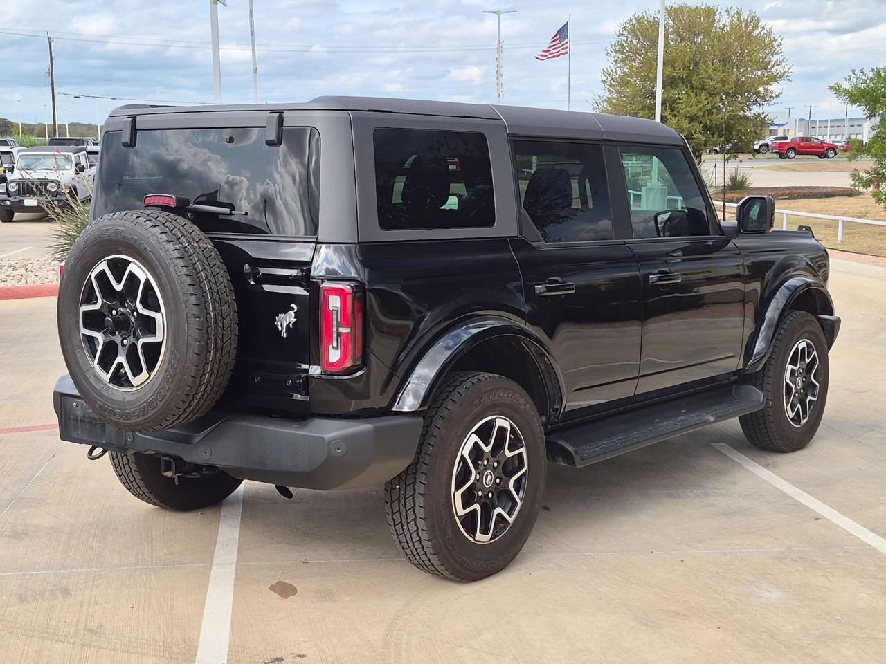 2025 Ford Bronco Outer Banks Castroville TX
