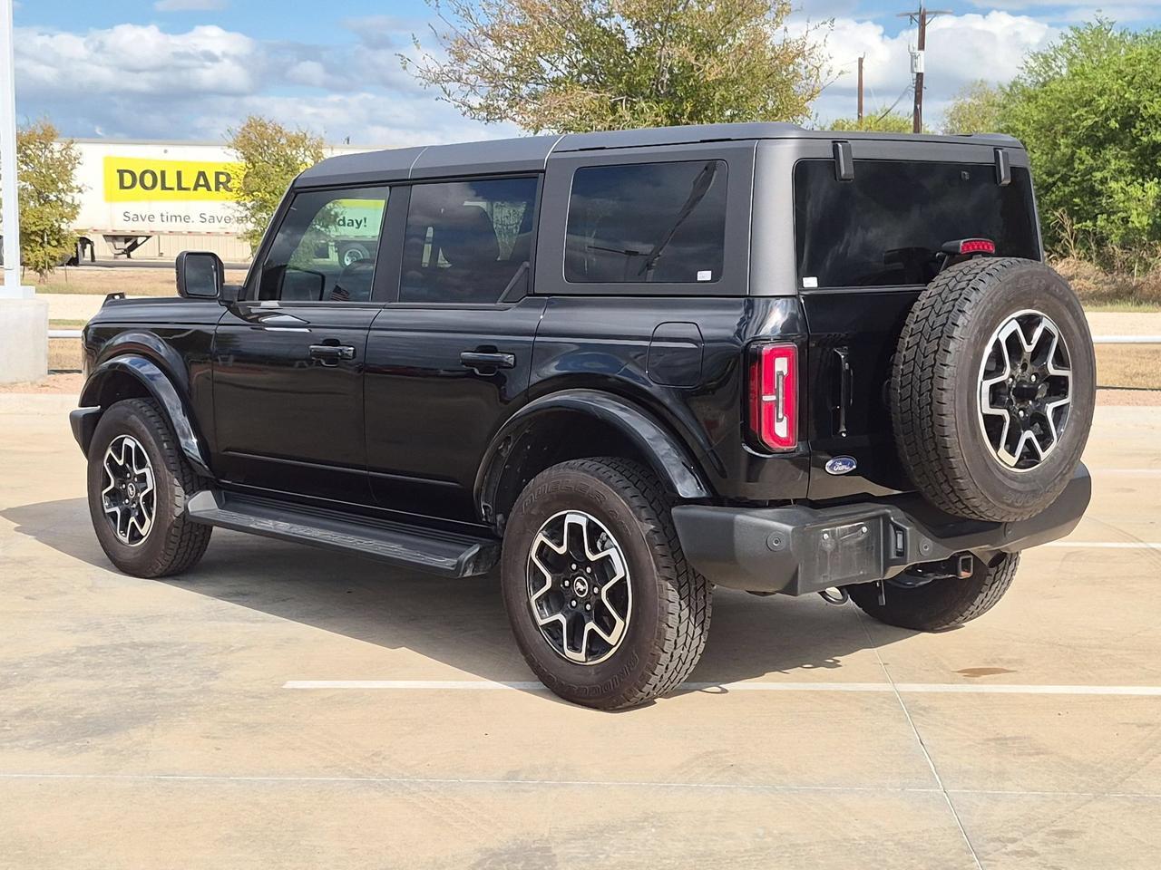 2025 Ford Bronco Outer Banks Castroville TX