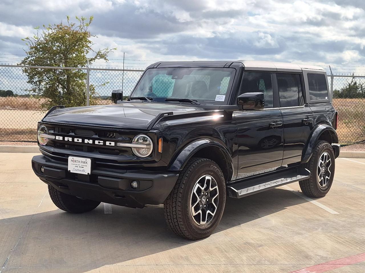 2025 Ford Bronco Outer Banks Castroville TX