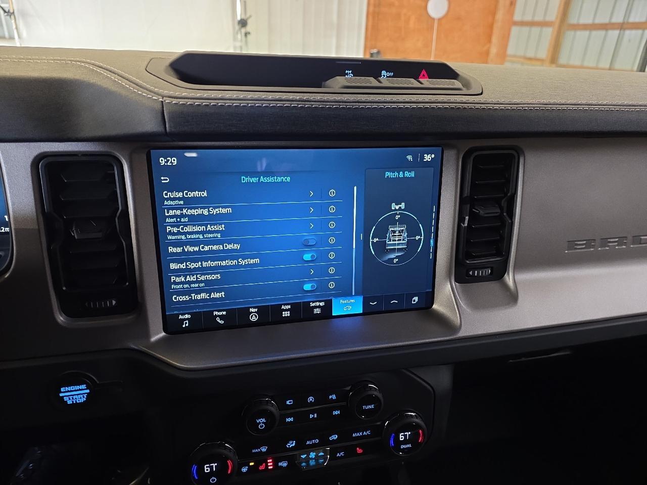 2025 Ford Bronco Outer Banks Sand Lake NY