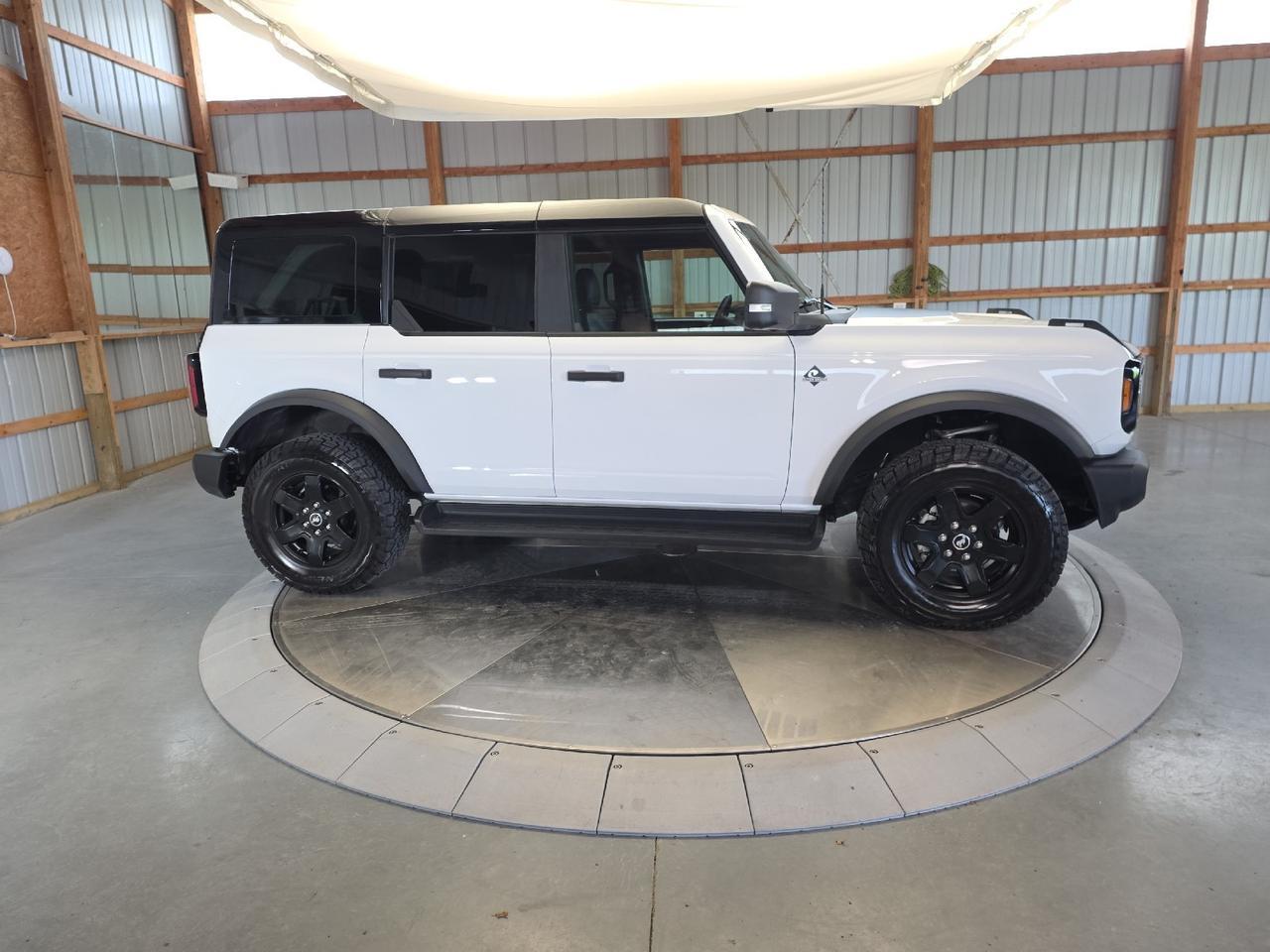 2025 Ford Bronco Outer Banks Sand Lake NY