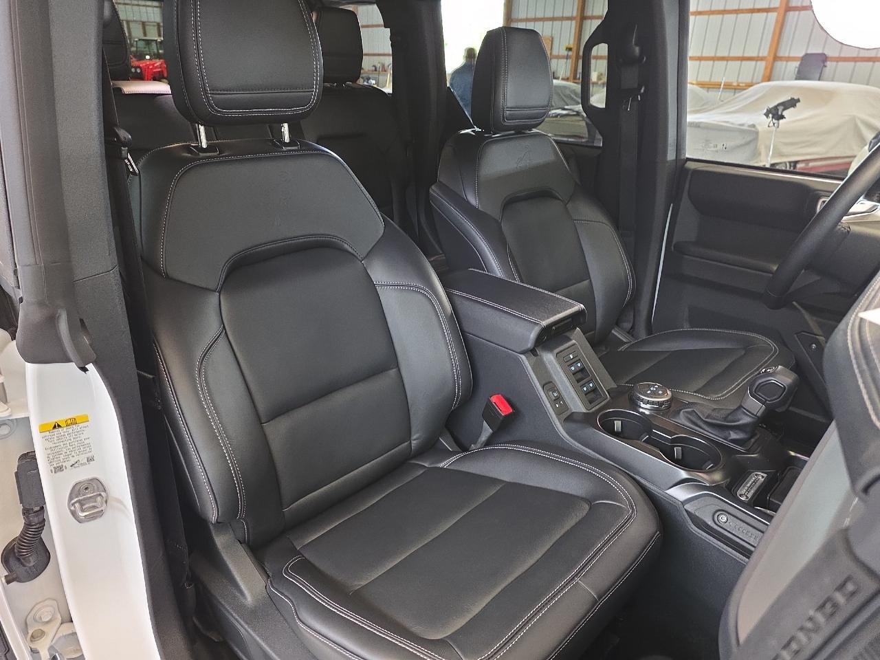 2025 Ford Bronco Outer Banks Sand Lake NY