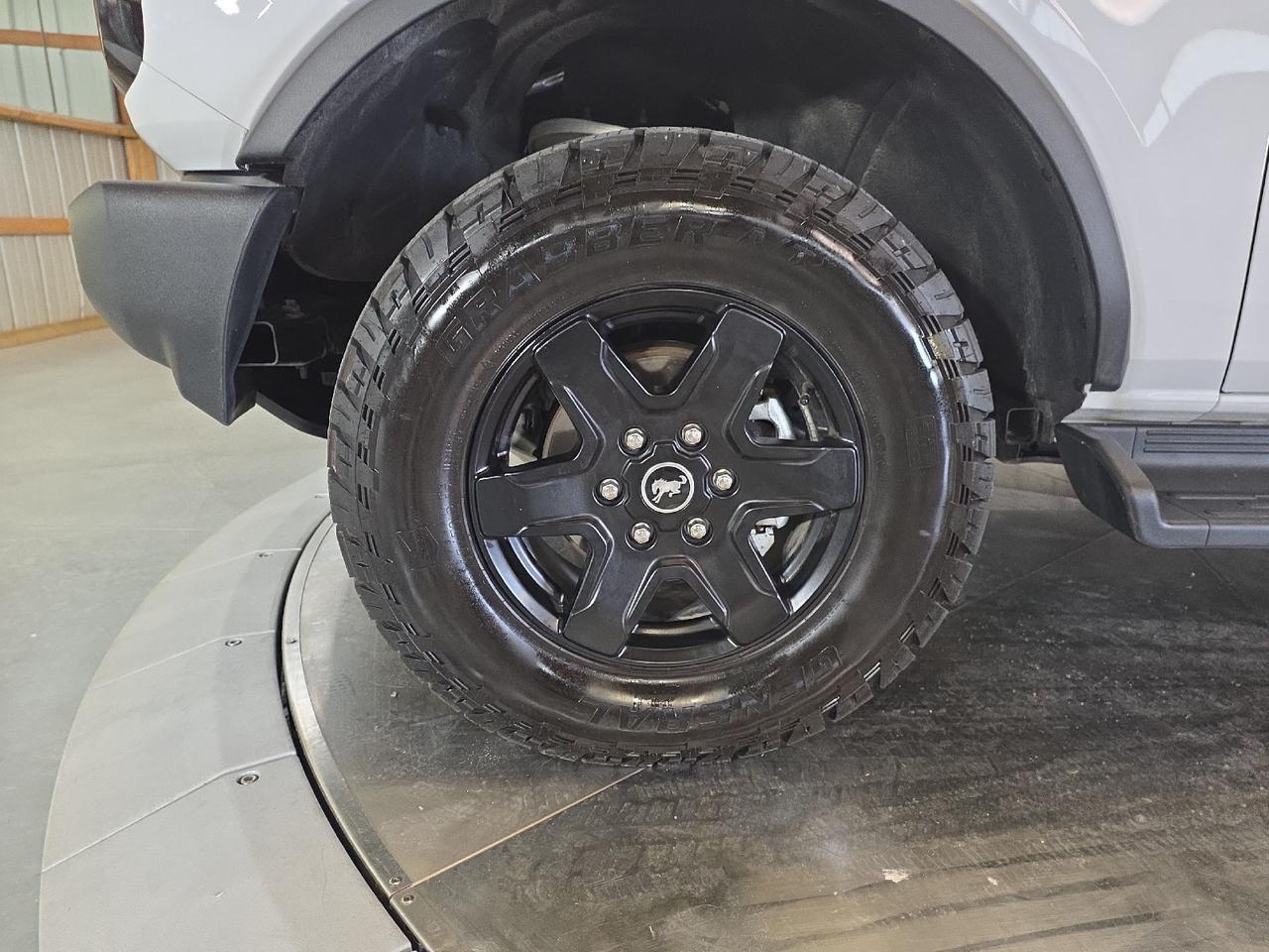 2025 Ford Bronco Outer Banks Sand Lake NY