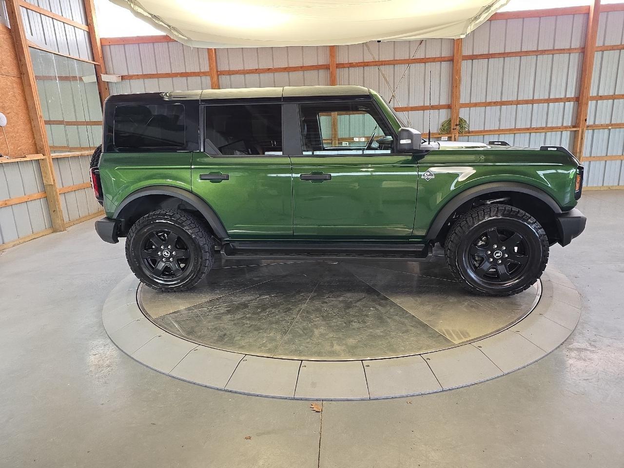 2025 Ford Bronco Outer Banks Sand Lake NY