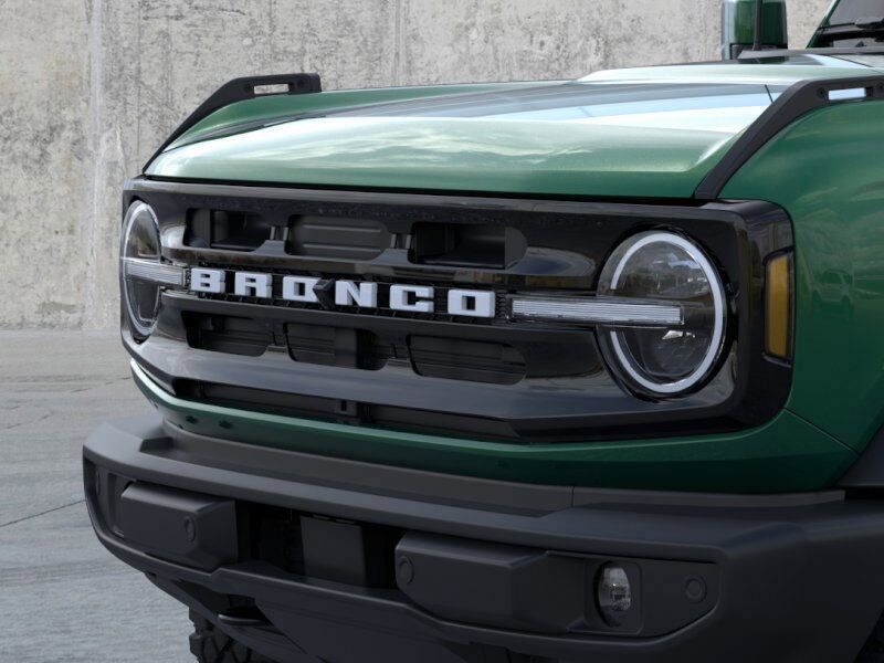 2025 Ford Bronco Outer Banks Gaithersburg MD