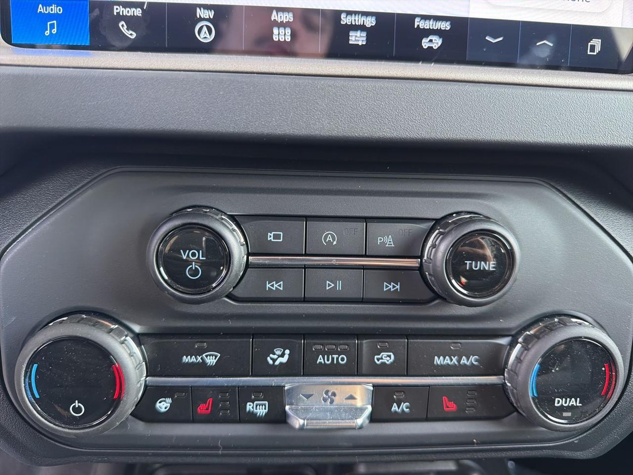 2025 Ford Bronco Outer Banks Gaithersburg MD