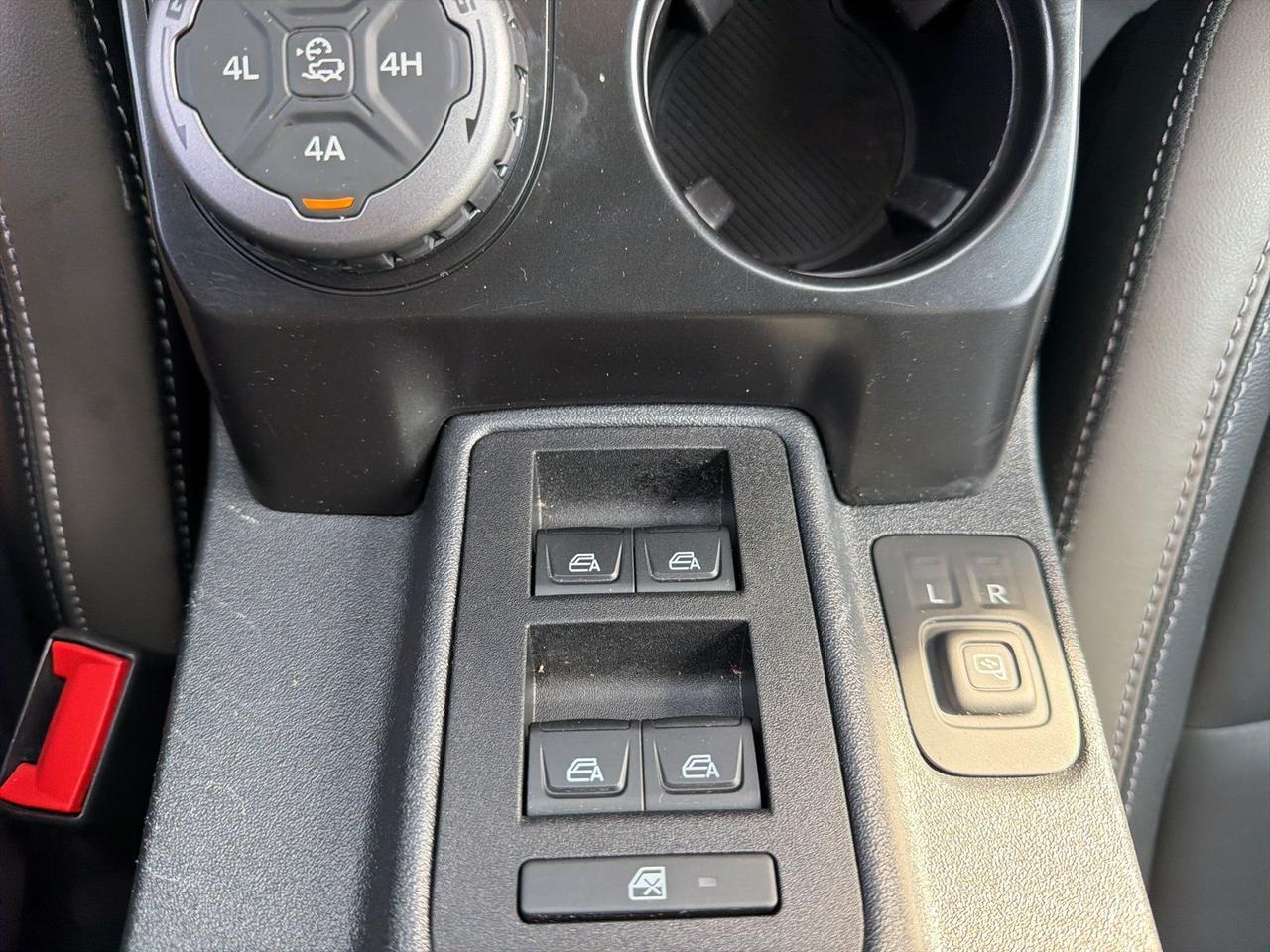 2025 Ford Bronco Outer Banks Gaithersburg MD