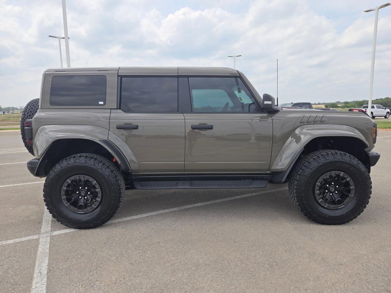2025 Ford Bronco Raptor