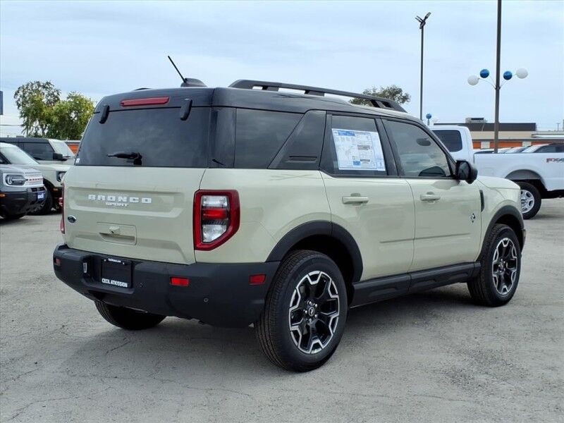 2025 Ford Bronco Sport Outer Banks Del Rio TX