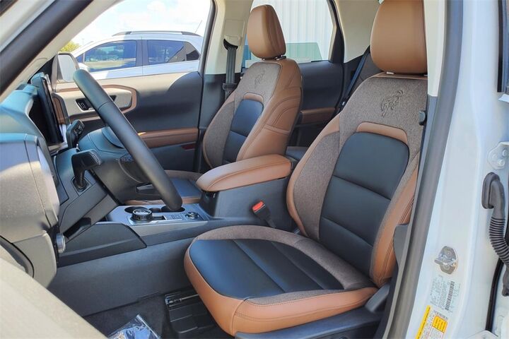 2025 Ford Bronco Sport Outer Banks  TX