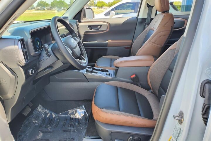 2025 Ford Bronco Sport Outer Banks  TX