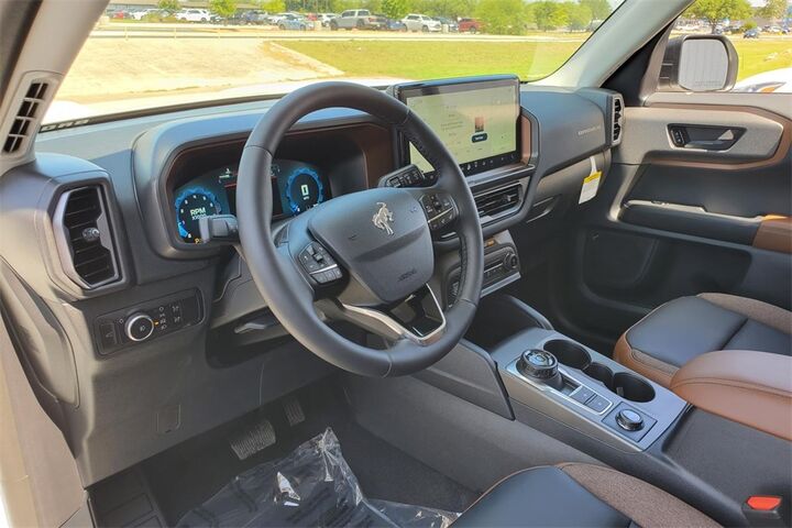 2025 Ford Bronco Sport Outer Banks  TX