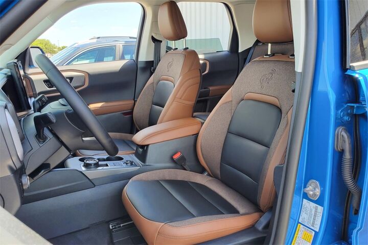 2025 Ford Bronco Sport Outer Banks  TX