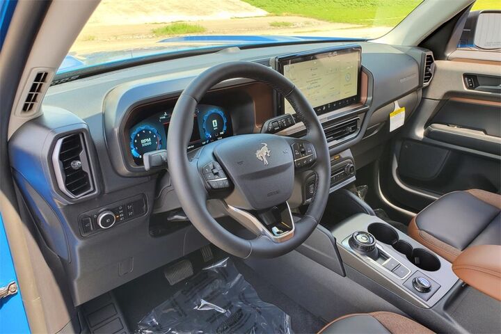 2025 Ford Bronco Sport Outer Banks  TX