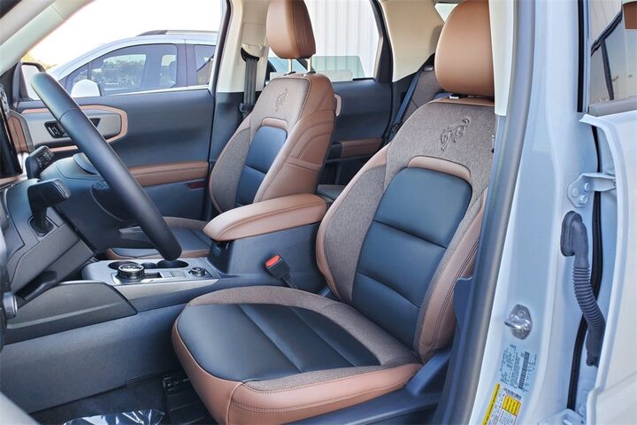 2025 Ford Bronco Sport Outer Banks  TX