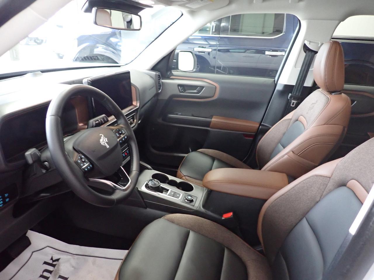 2025 Ford Bronco Sport Outer Banks 4X4 LEATHER Listowel ON