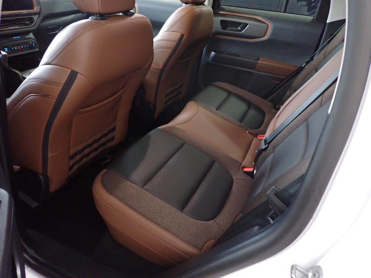 2025 Ford Bronco Sport Outer Banks 4X4 LEATHER Listowel ON