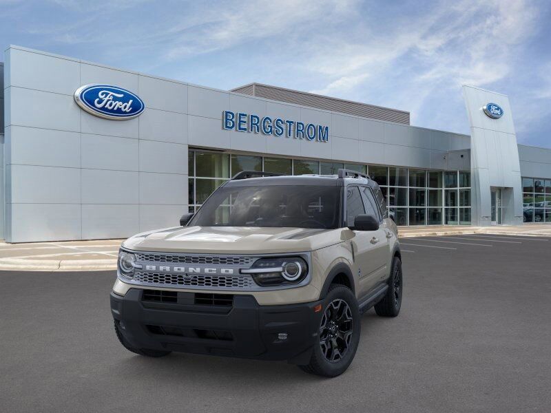 2025 Ford Bronco Sport Outer Banks Green Bay WI