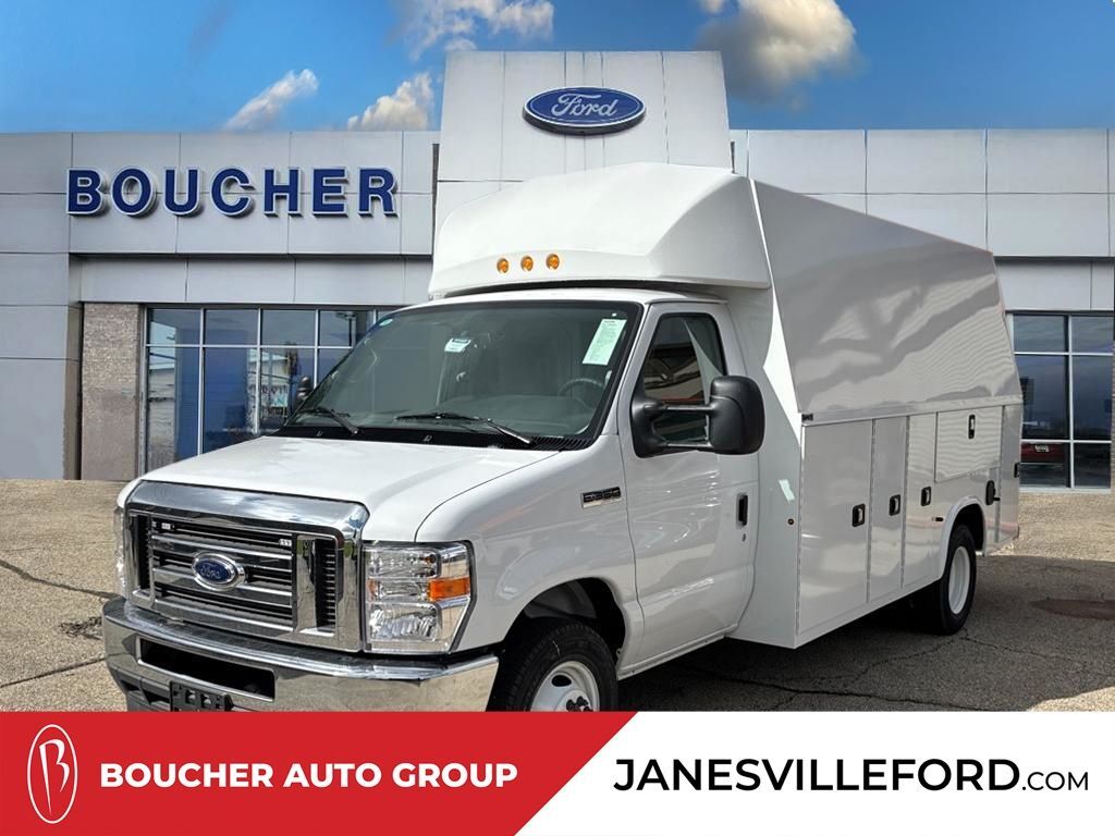 2025 Ford E-350SD